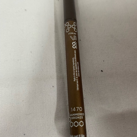 Burt’s Bees Defining Eyeliner 1470 Hammered Bronze (DH) - Picture 5 of 8